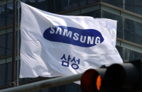 Samsung’s Q2 operating profit halves amid sluggish chip sales