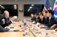 Seoul rallies corporate titans in all-out bid to ward off US tariffs