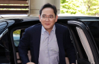 Korean tycoons head to US to support summit; Samsung likely to unveil fresh investment